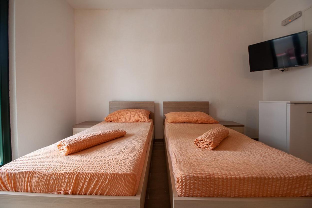 Villa Anteo Uz Plazu Sa Privatnim Parkingom Neum Dış mekan fotoğraf